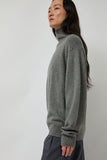 Batoner Innocent Cashmere Turtleneck in Grey