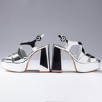 Bee Sandal In Silver Specchio