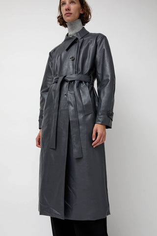 épingler Leather Scarf Trench in Charcoal